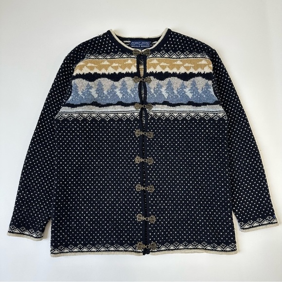 [SOLD] VINTAGE point zero 100% wool nordic fair isle navy blue grandma cardigan - Picture 3 of 11